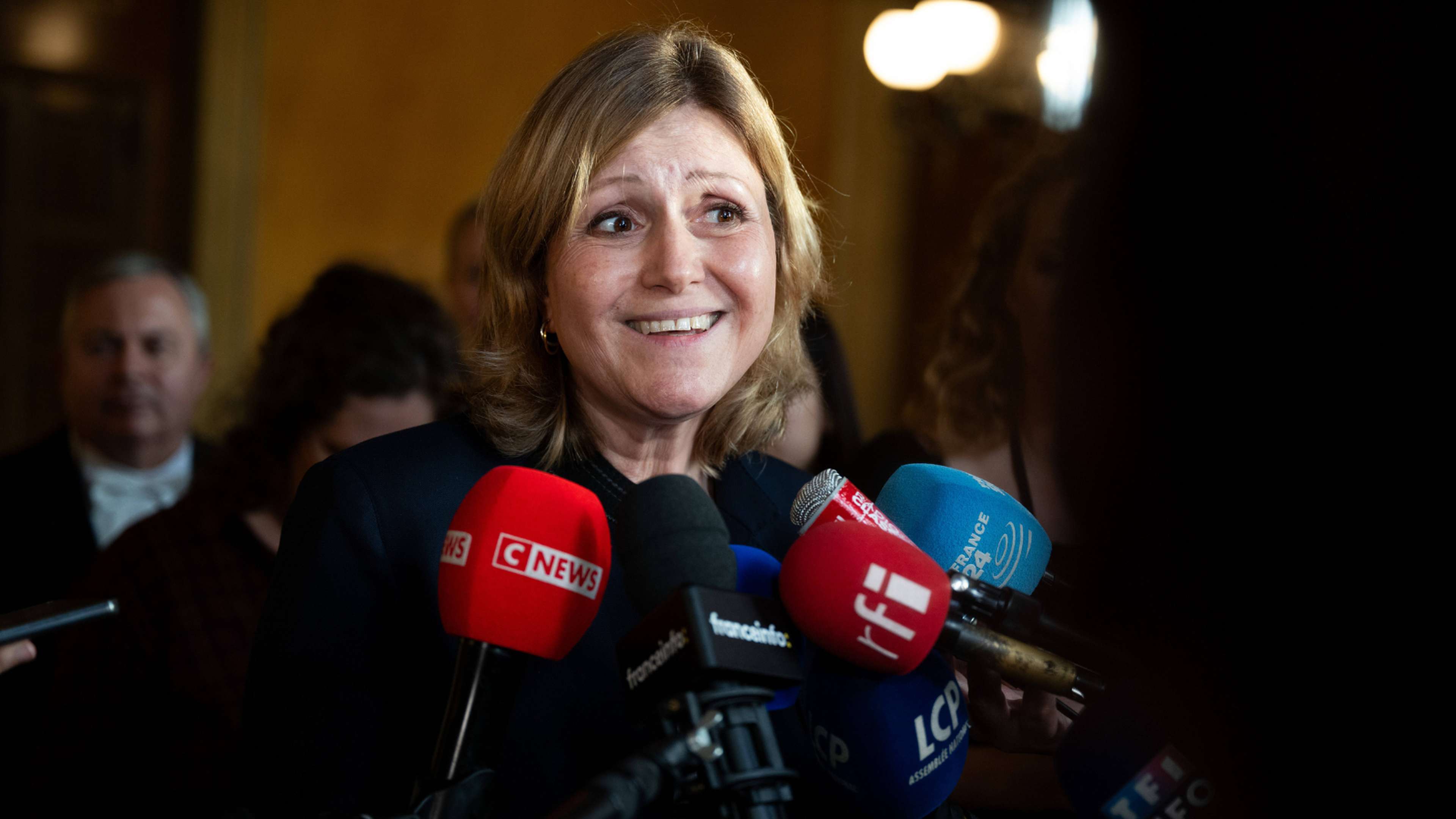 yael-braun-pivet-preference-nationale-referendum-immigration