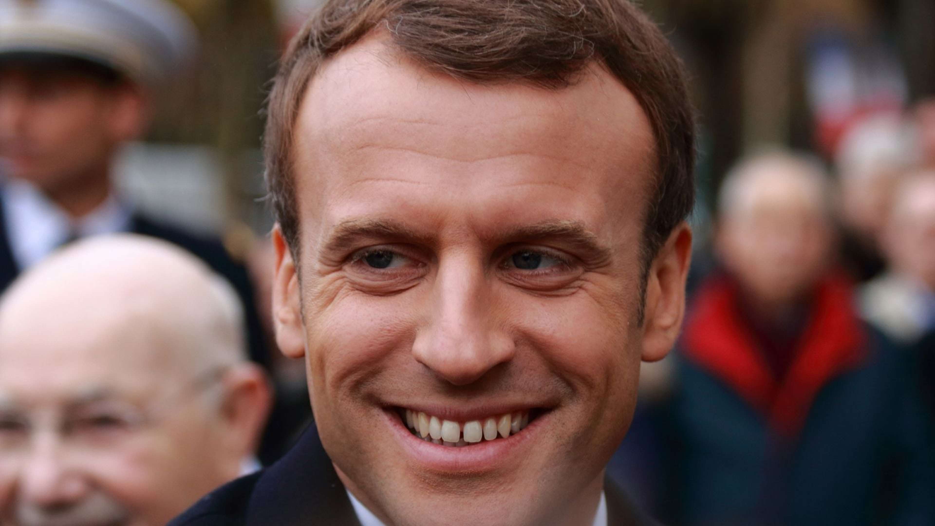/2022/03/emmanuel-macron_3