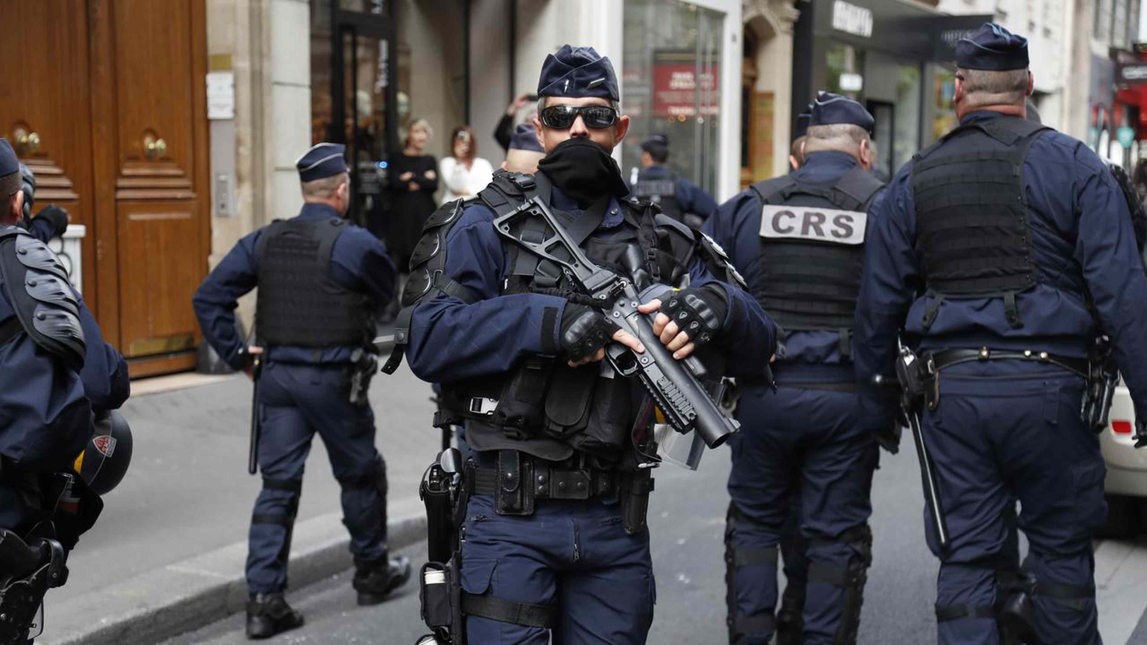 /2020/12/police_Loi_securite_global_article_24