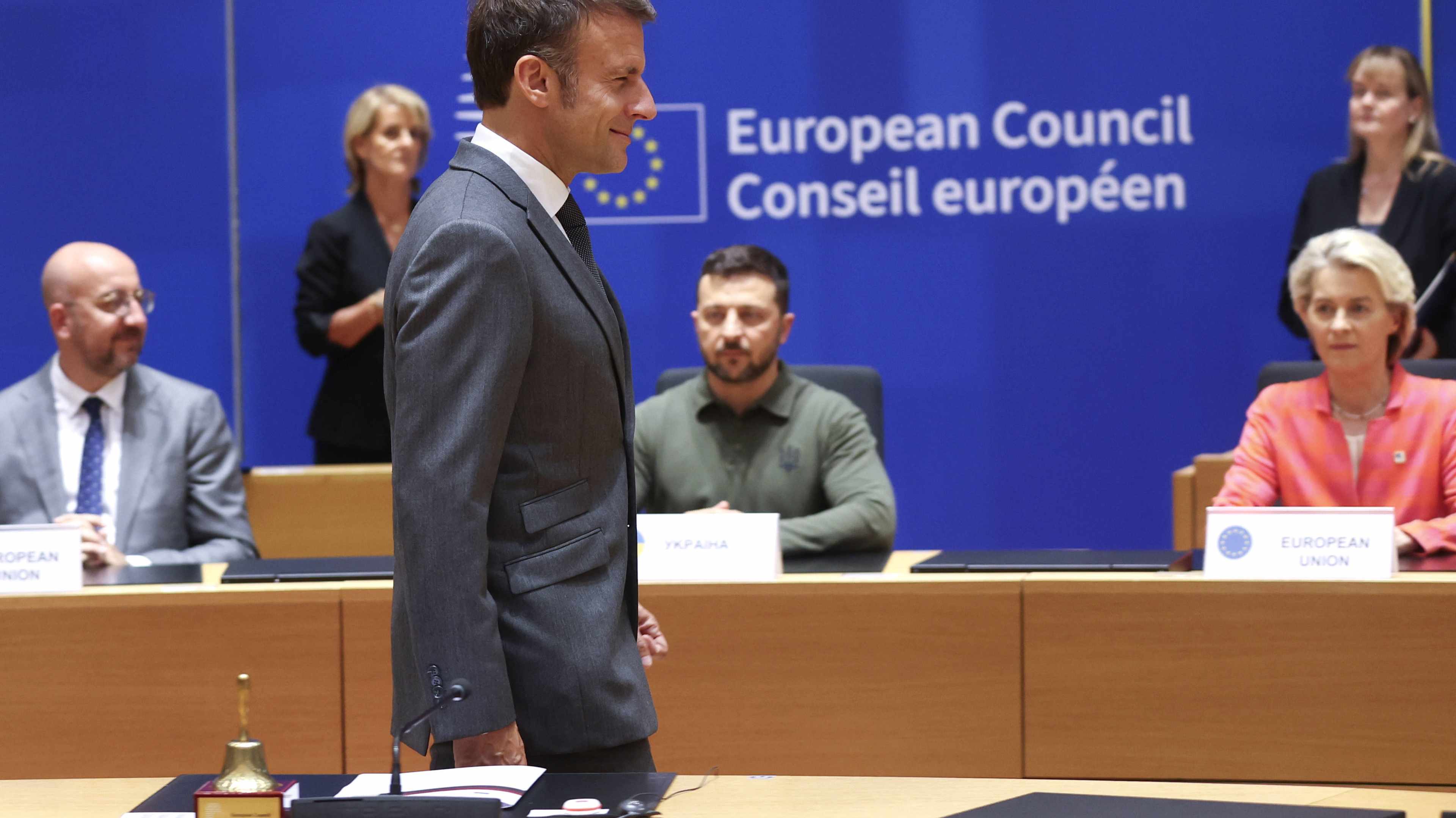 macron-europe-pierre-yves-rougeyron