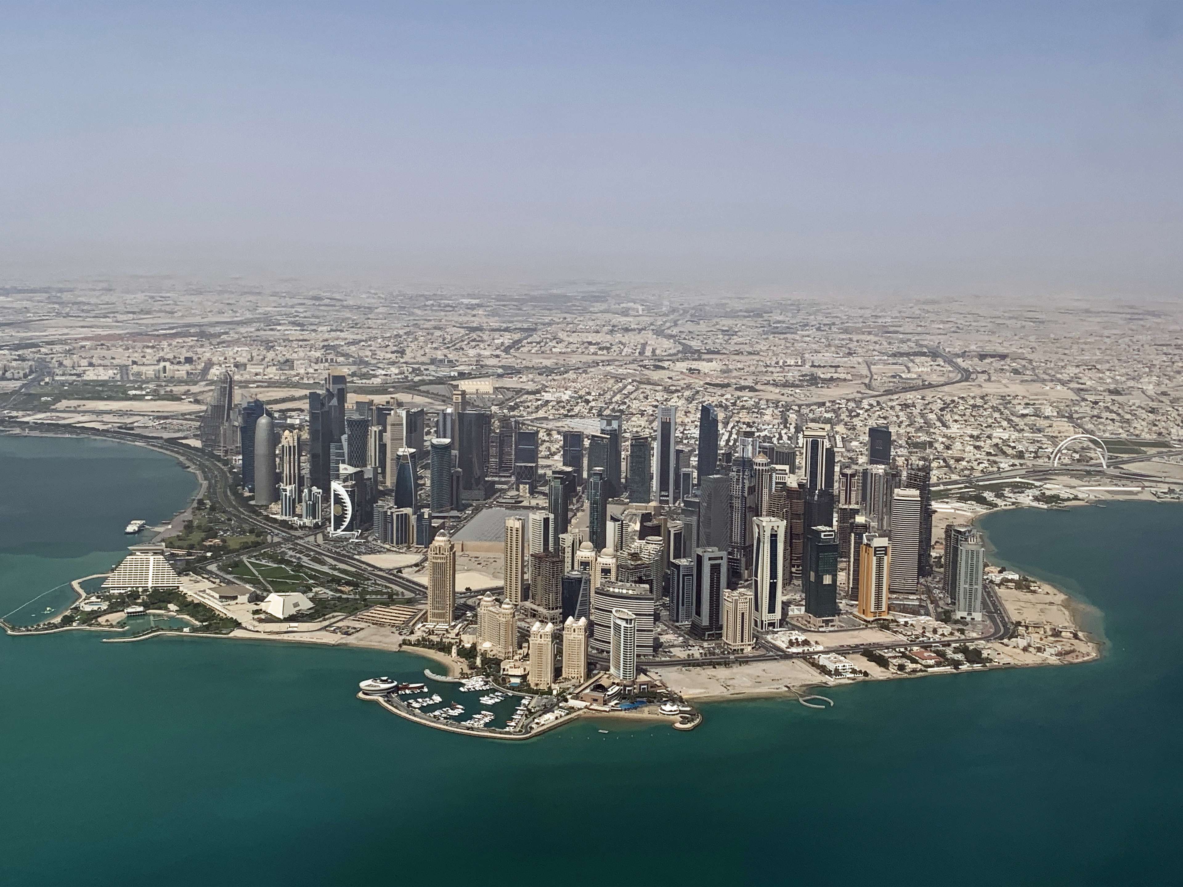 /2020/12/Qatar,_Katar_Doha_1