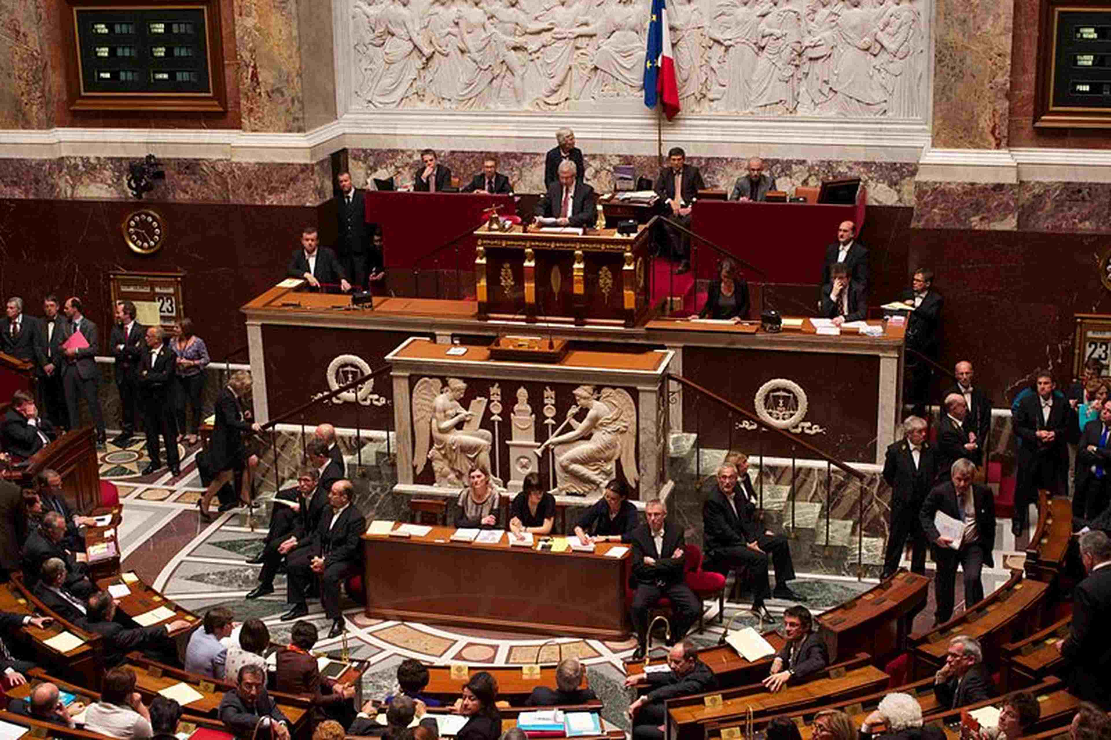 /2020/08/800px-Vote_solennel_loi_mariage_23042013_14