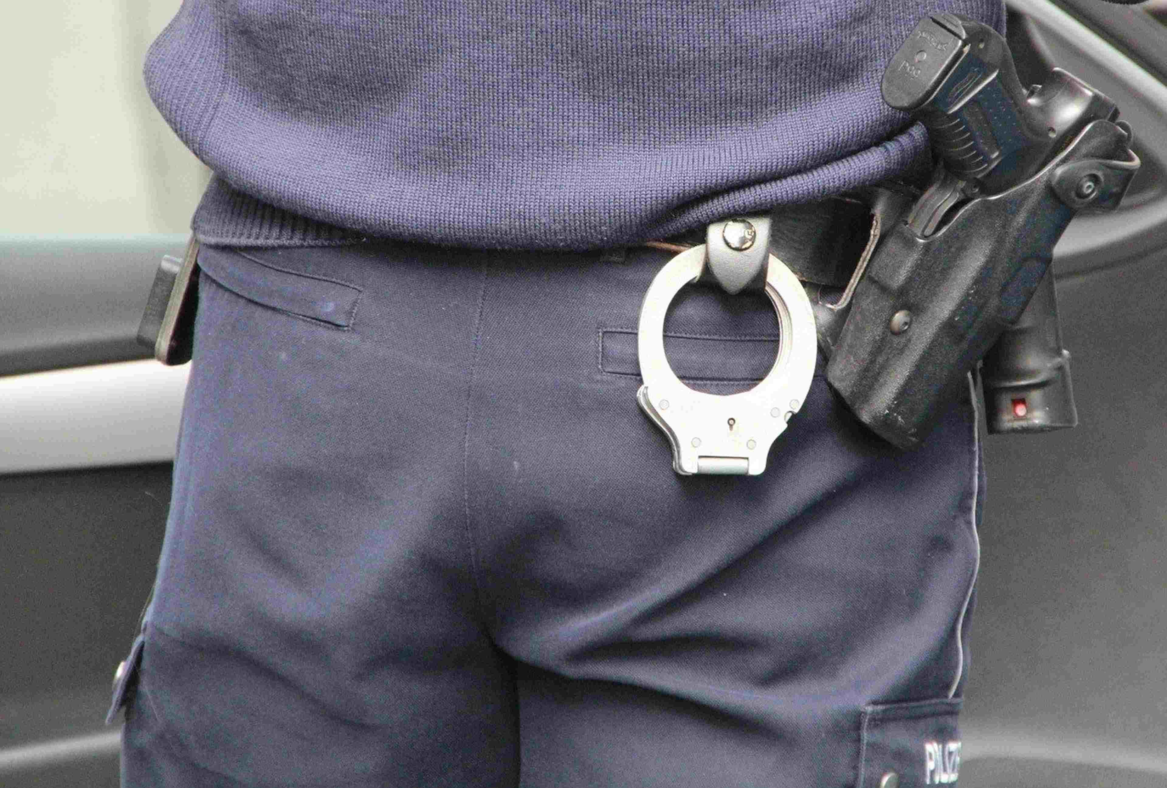 /2020/09/police-89453_1280