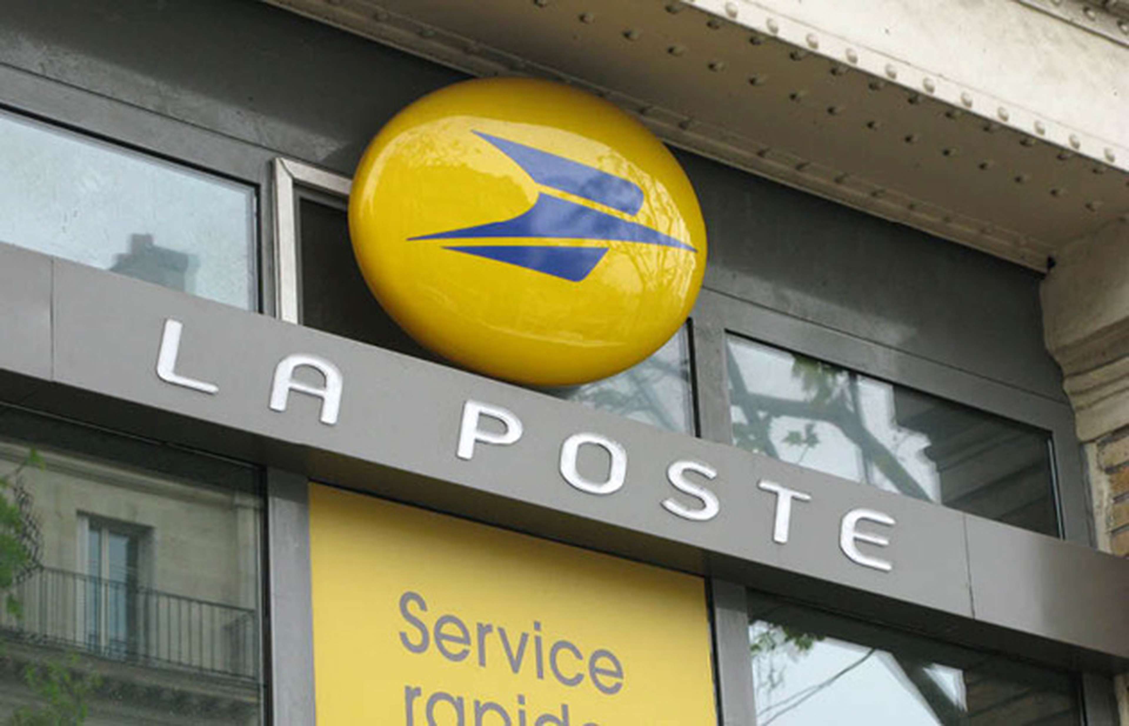 /2021/03/La Poste_1