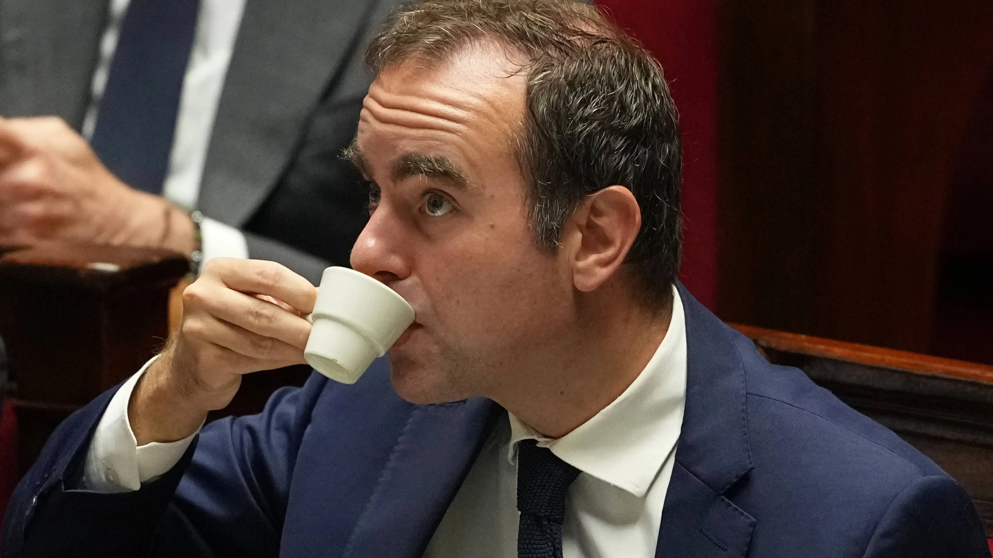sebastien-lecornu-assemblee-nationale-49-3