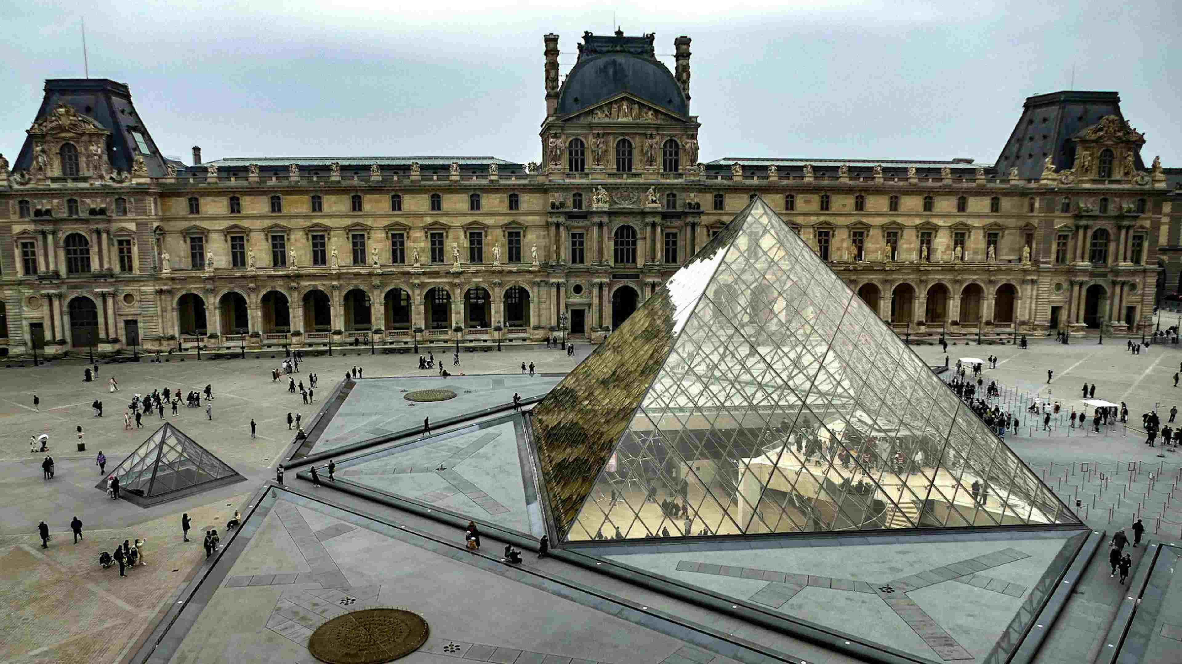 musee-du-louvre-cour-des-comptes