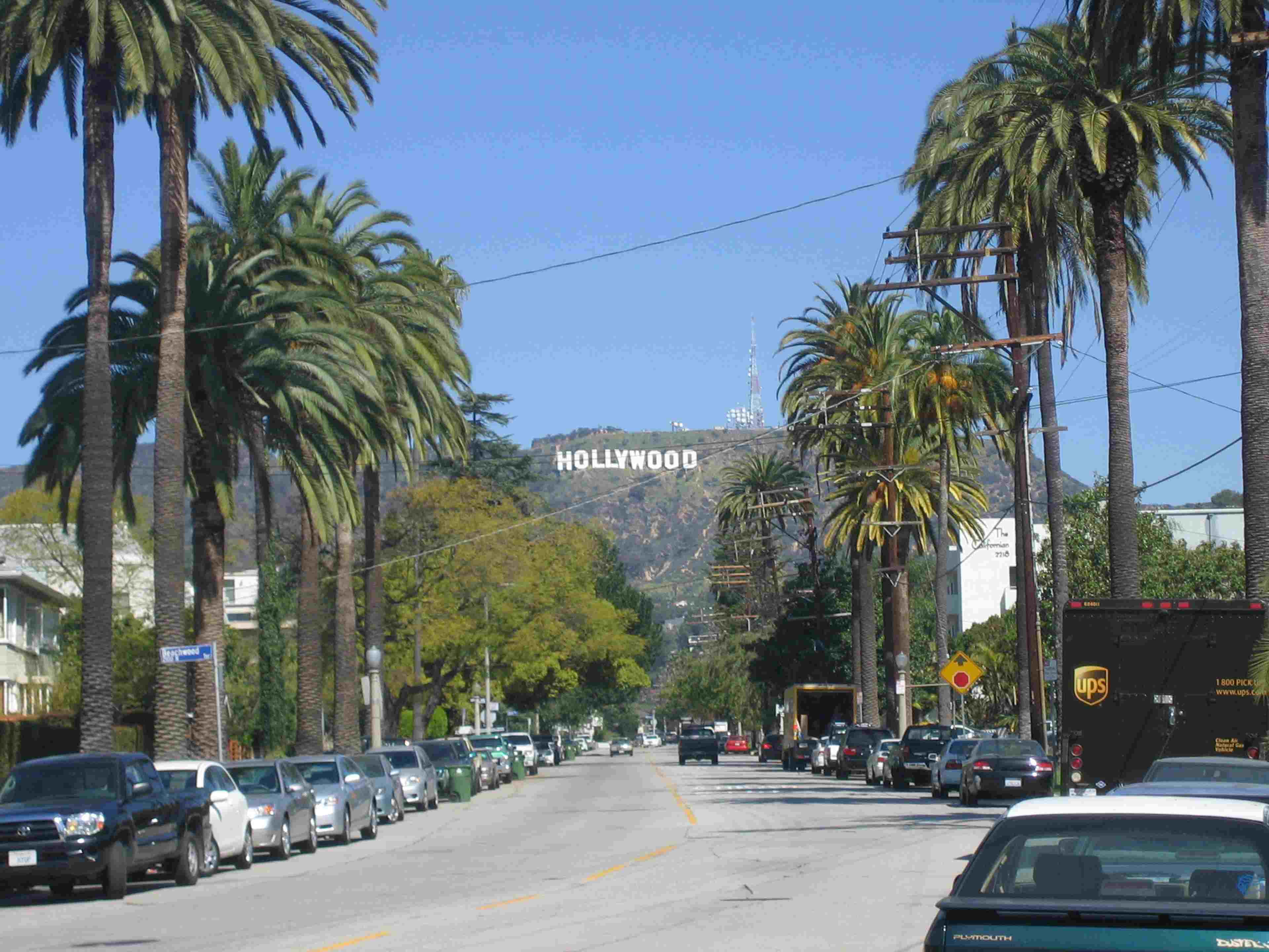 /2020/07/Hollywood_neighborhood