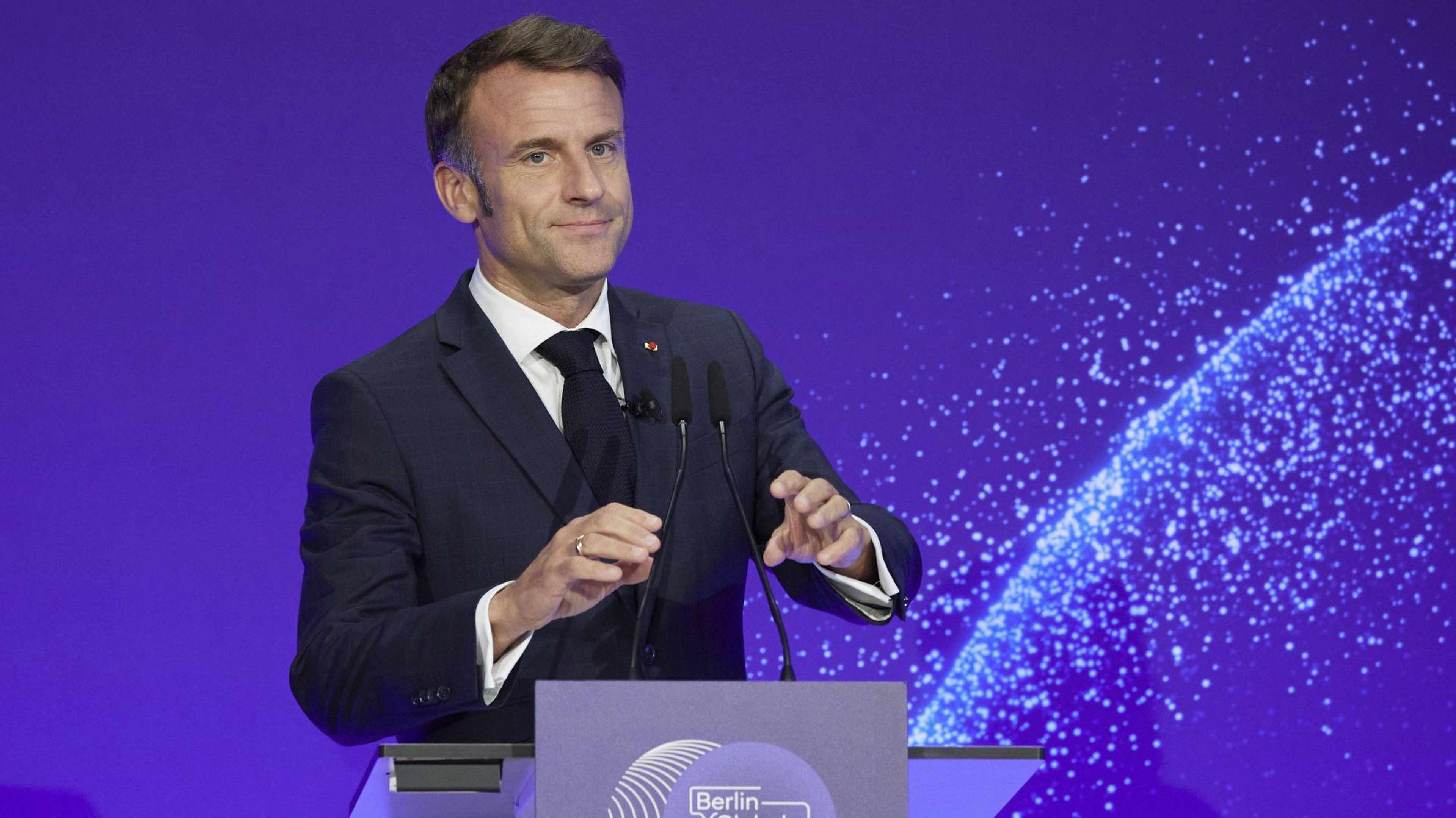 emmanuel-macron-berlin-global-dialogue 