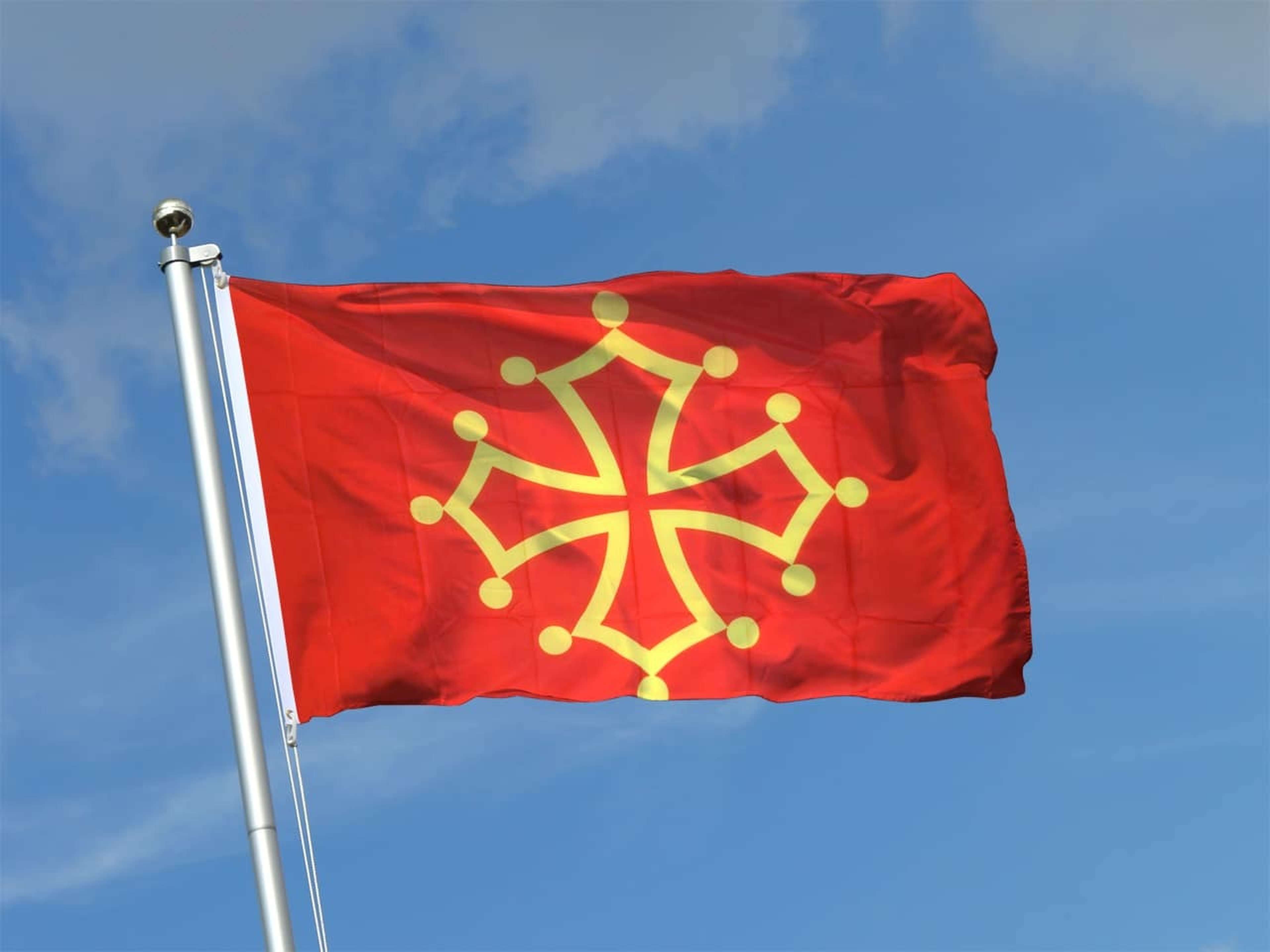 /2021/04/drapeau occitan langues régionales
