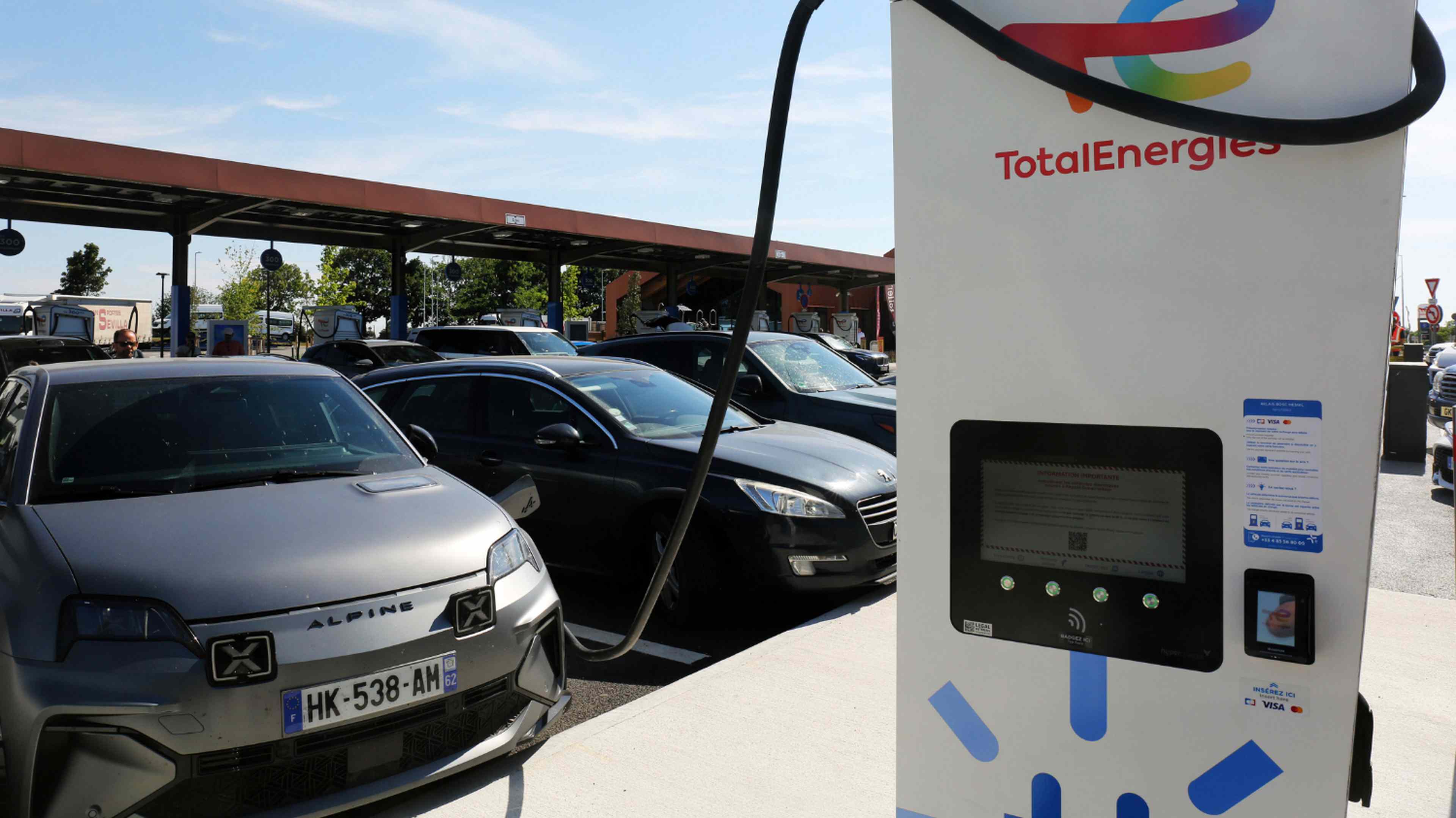 voitures-electriques-taxe-cour-des-comptes-bercy