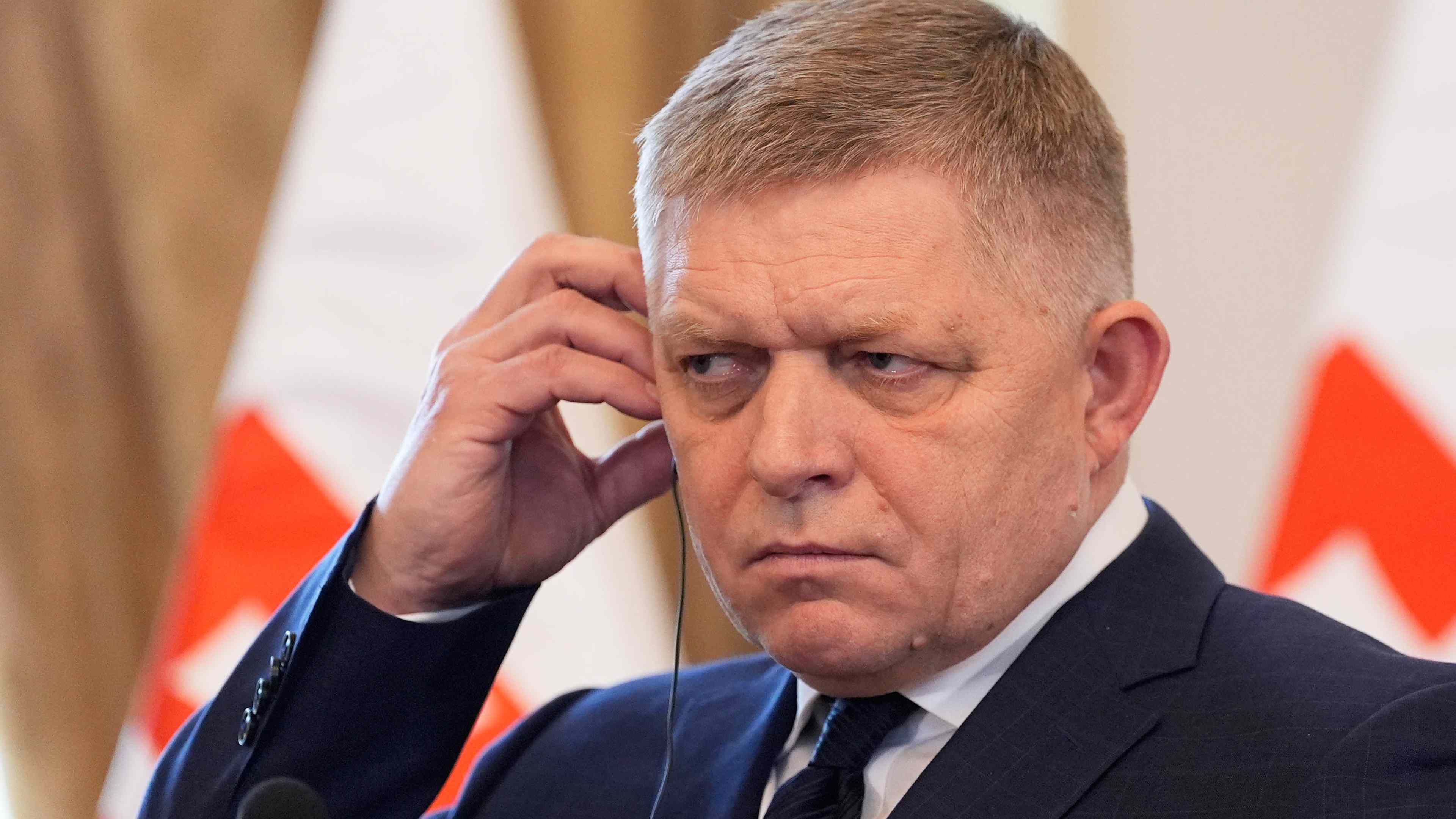 robert-fico-diable-eurocrates