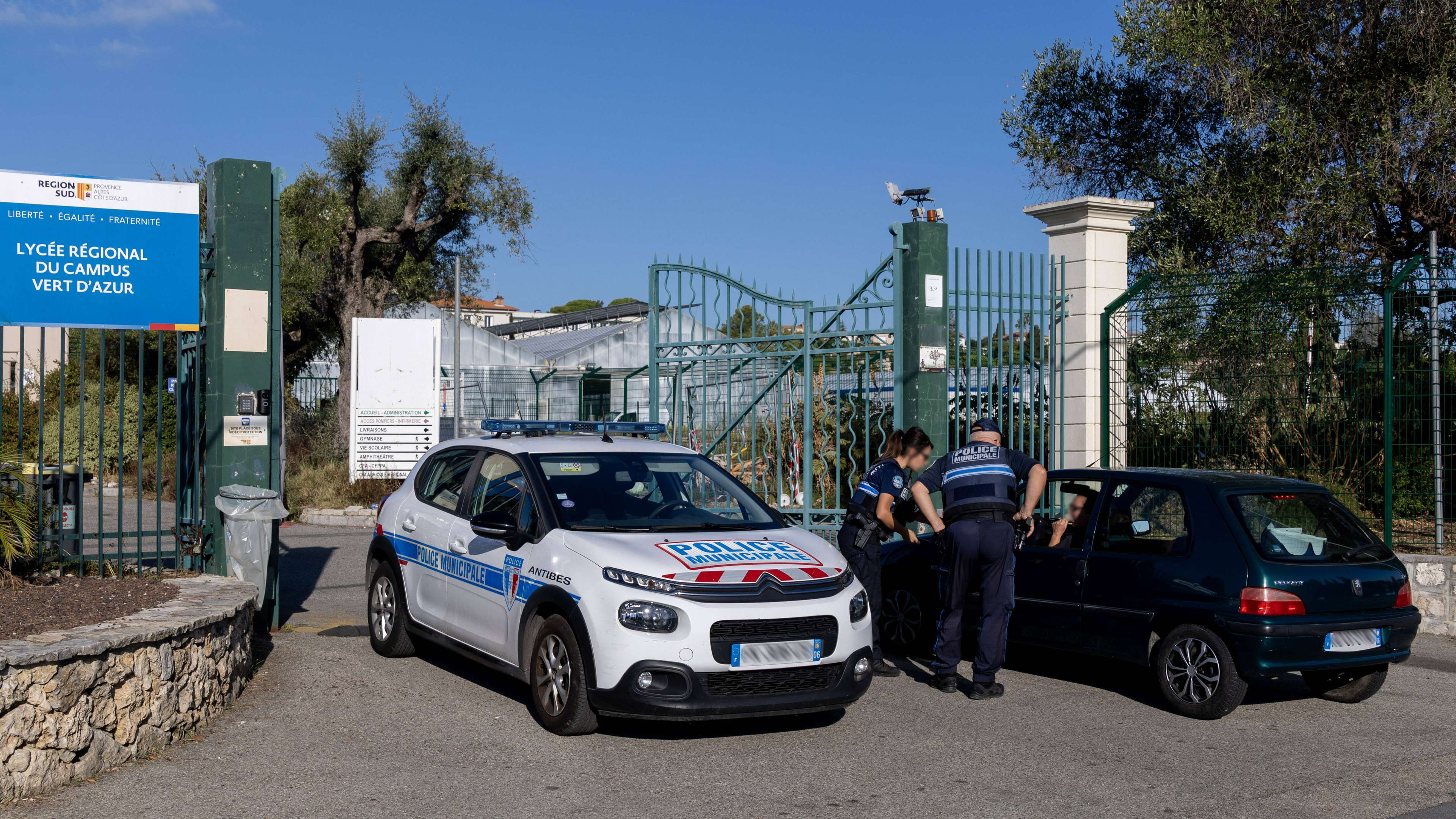 antibes-violence