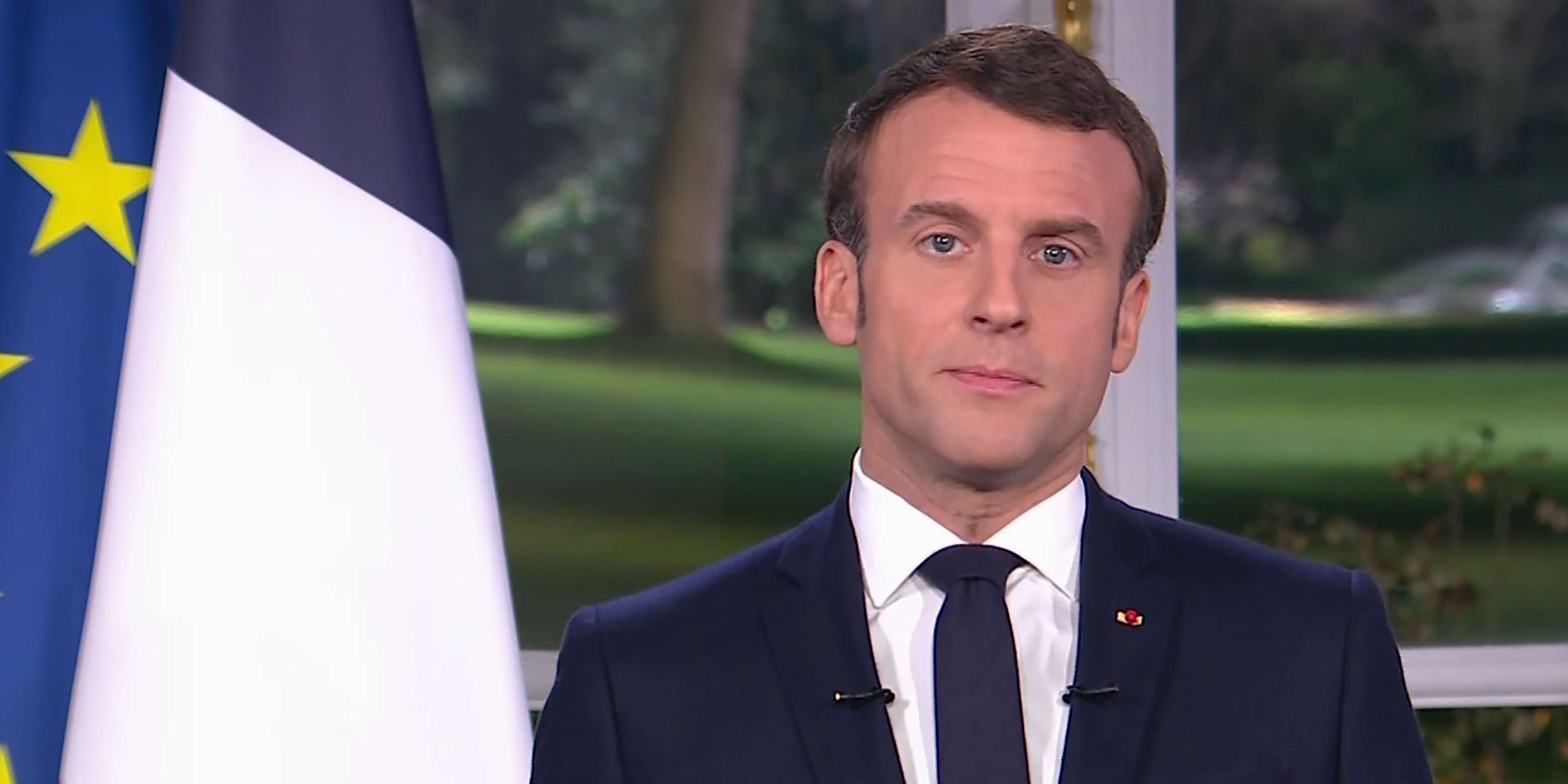 /2020/11/Macron 