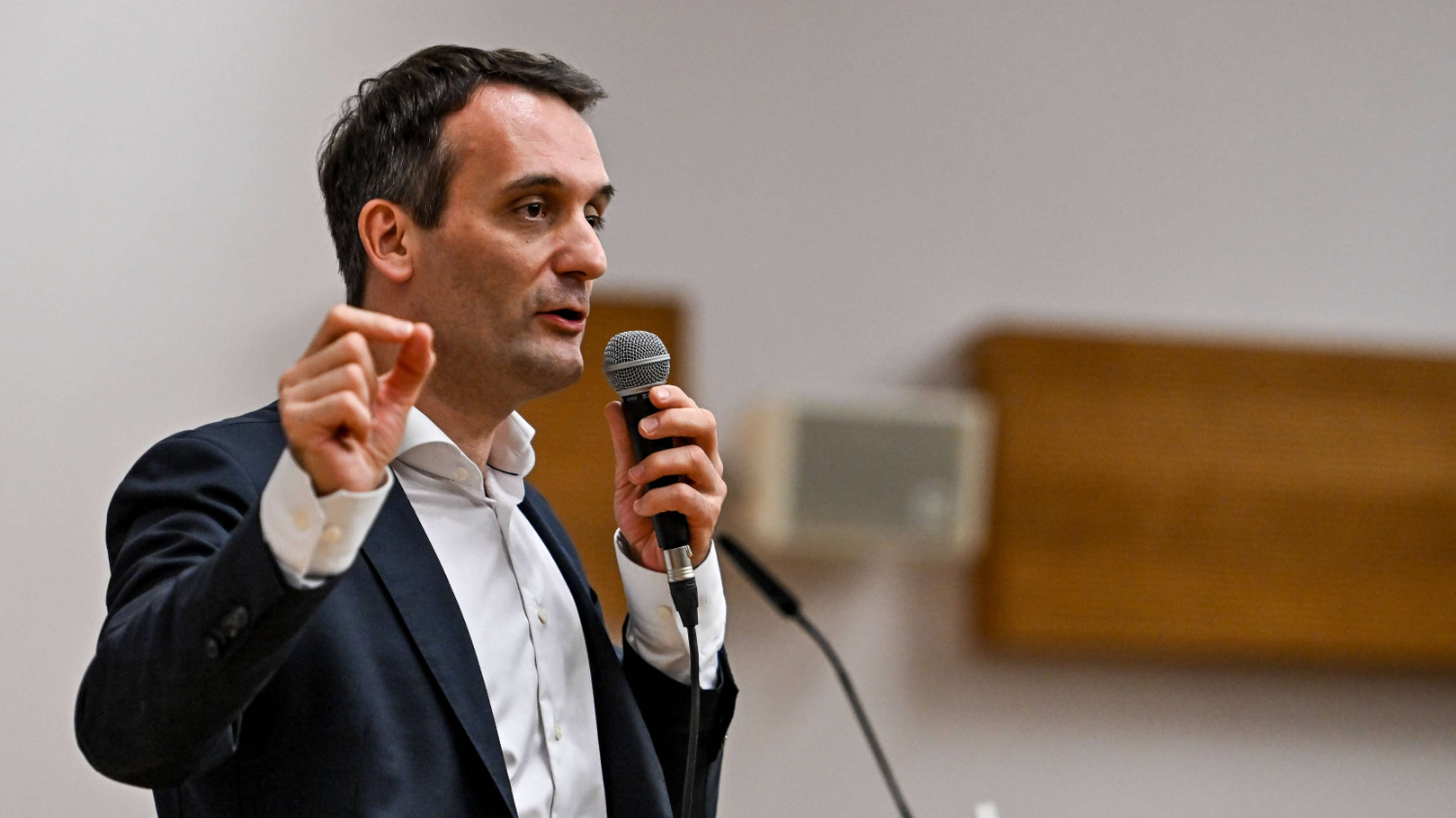 florian-philippot-arras-primaire-des-souverainistes-francois-asselineau-nicolas-dupont-aignan