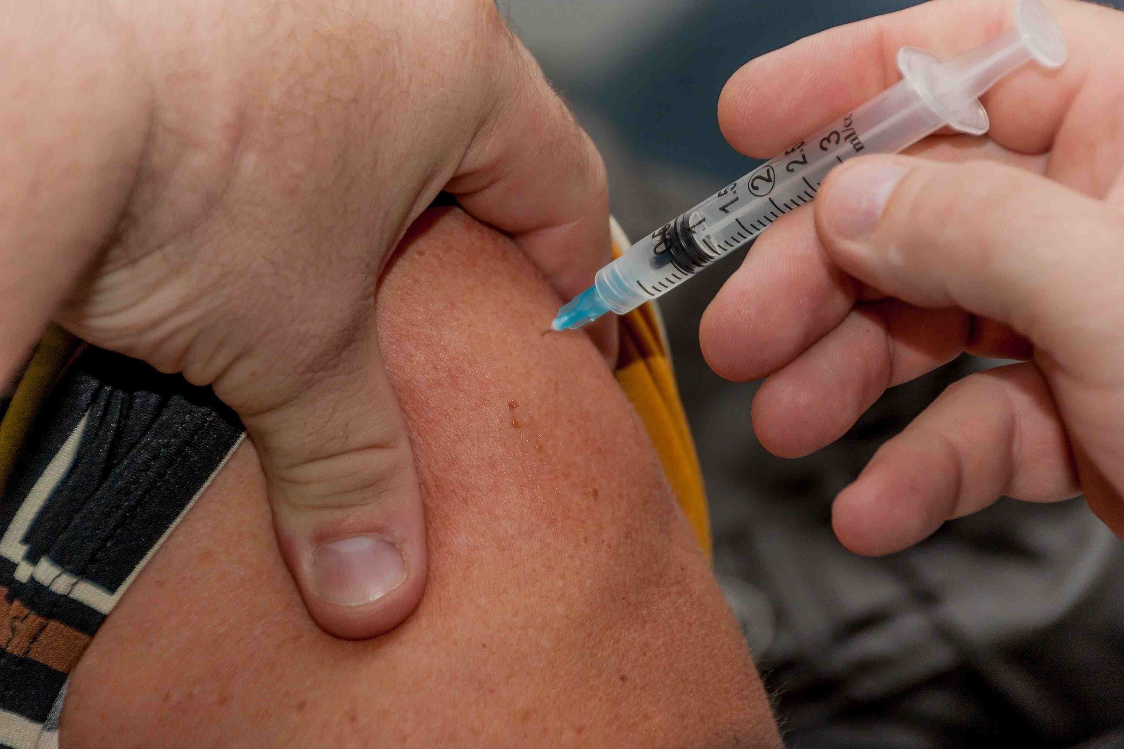 /2020/12/COVID Vaccin obligatoire projet de loi
