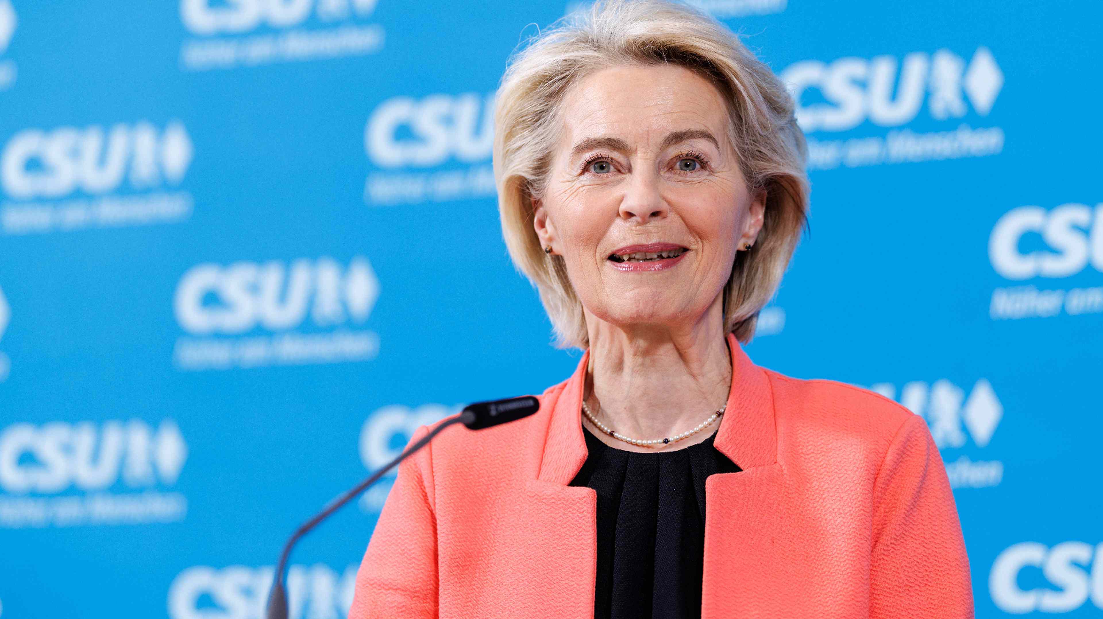 ursula-von-der-leyen-mercosur-parlement-europeen-emmanuel-macron