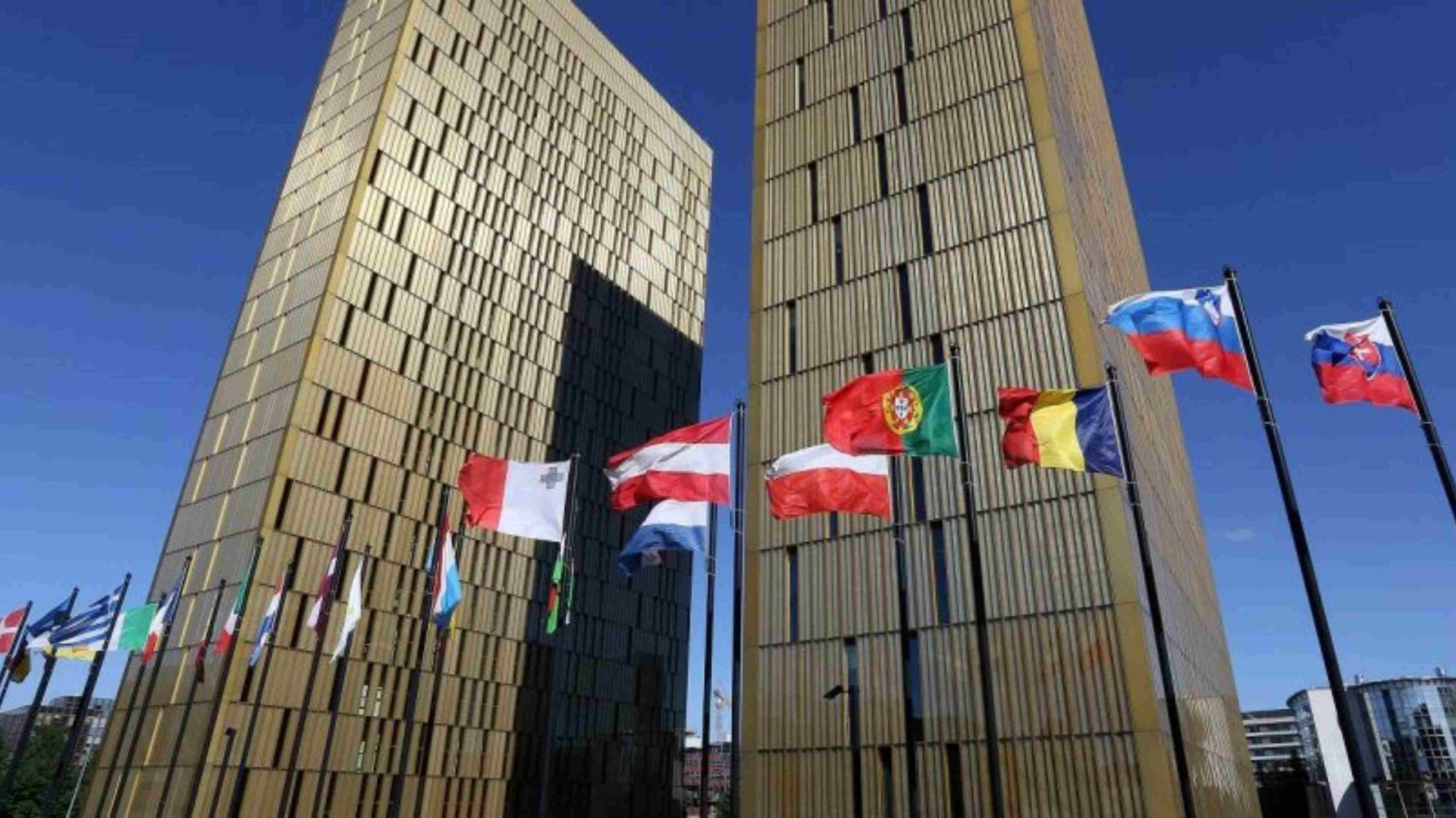 /2021/07/ARMEE-FRANCAISE-COUR-DE-JUSTICE-UNION-EUROPEENNE