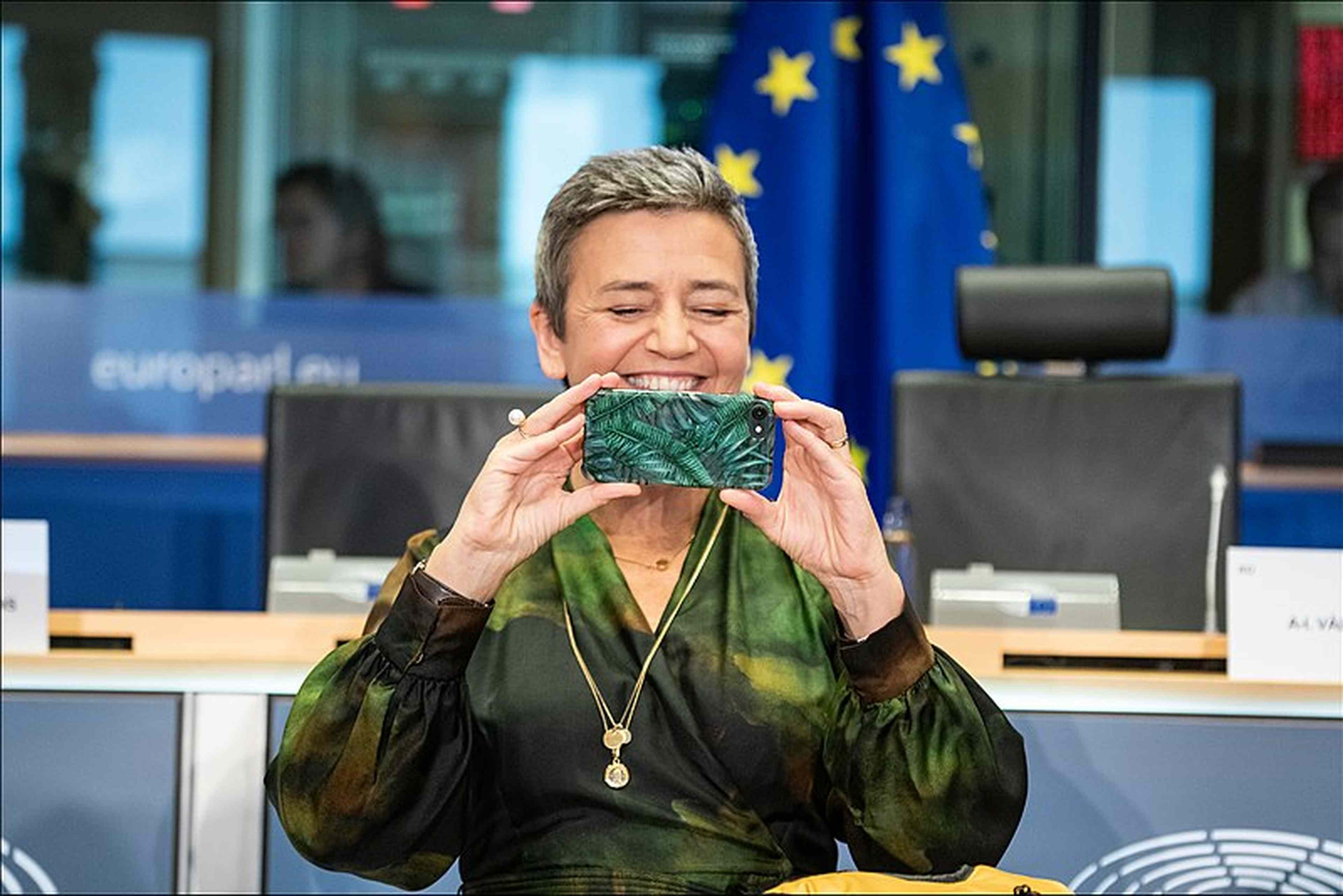/2021/01/Margrethe Vestager GAFA impuissance taxe