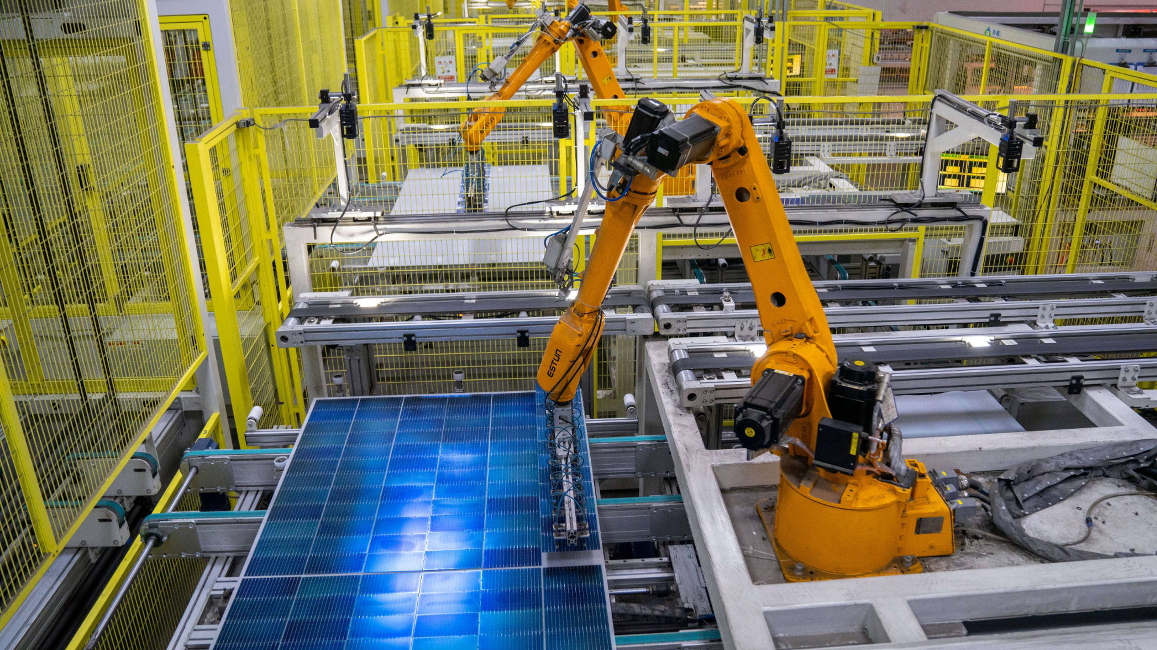 Pays-de-Montbéliard-fabrication-de-panneaux-photovoltaïques-DAS-Solar-usine