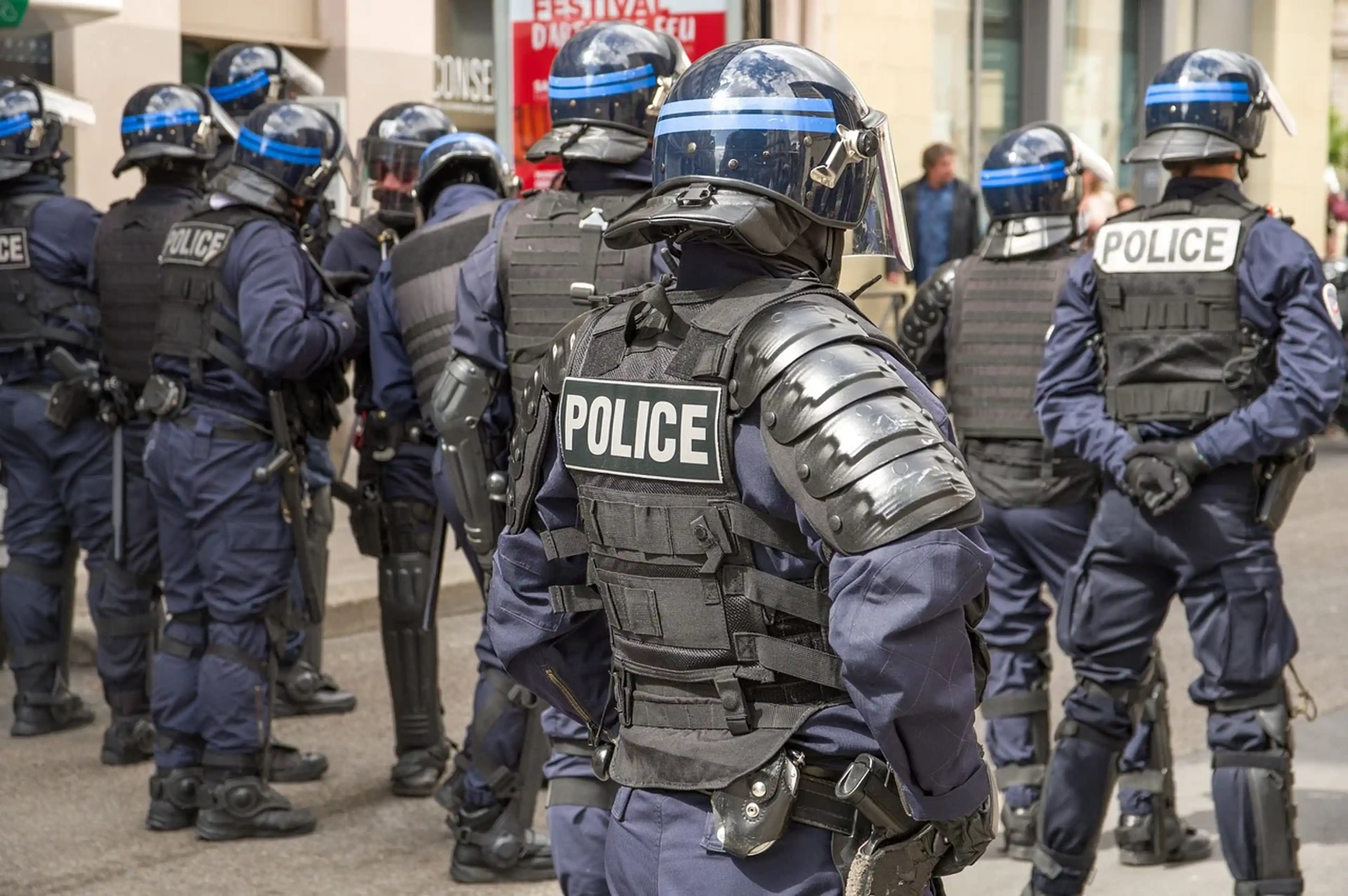 /2020/11/Confinement, libertés publiques, démocratie