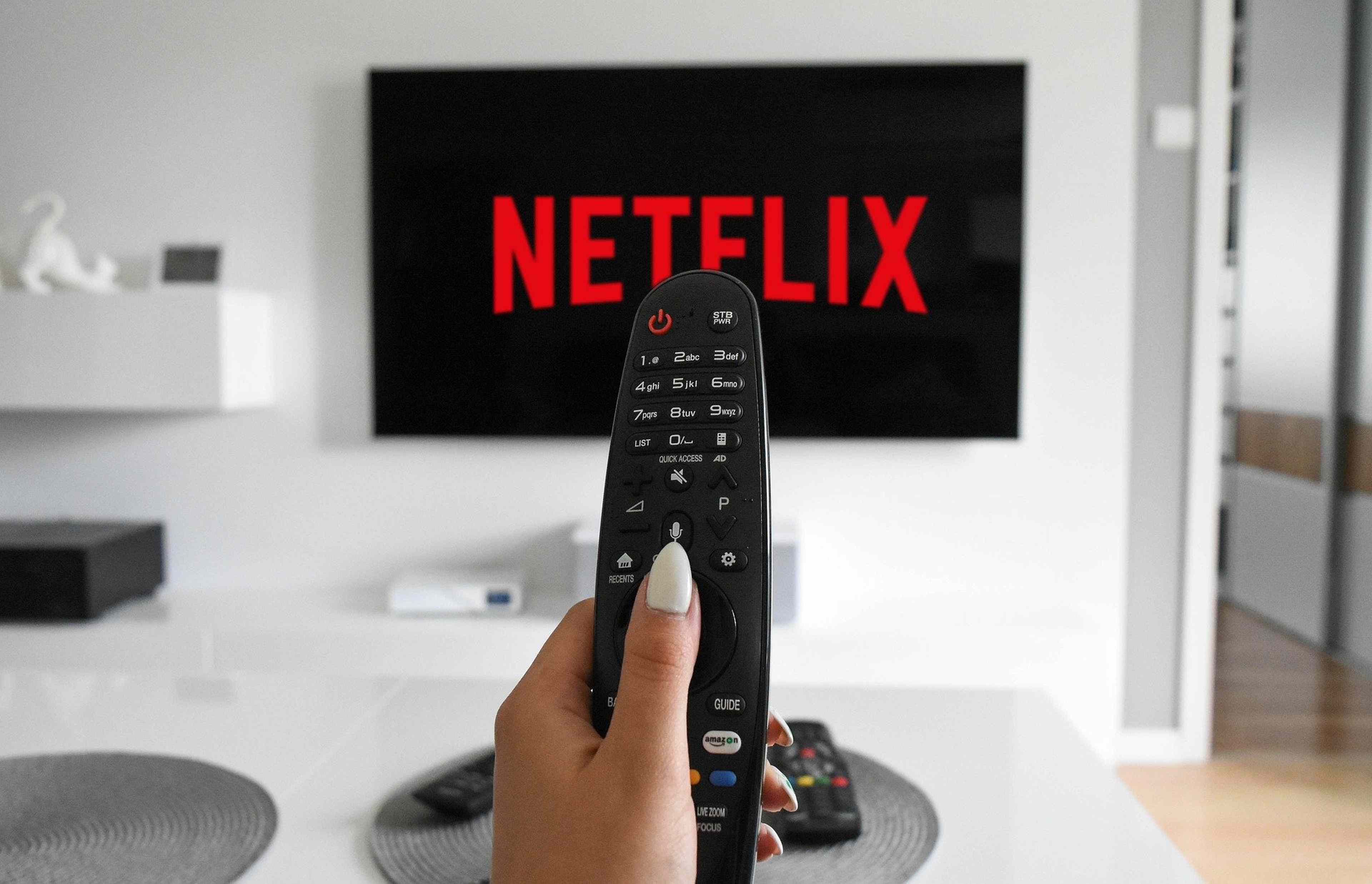 /2020/11/tv-5571609_1920