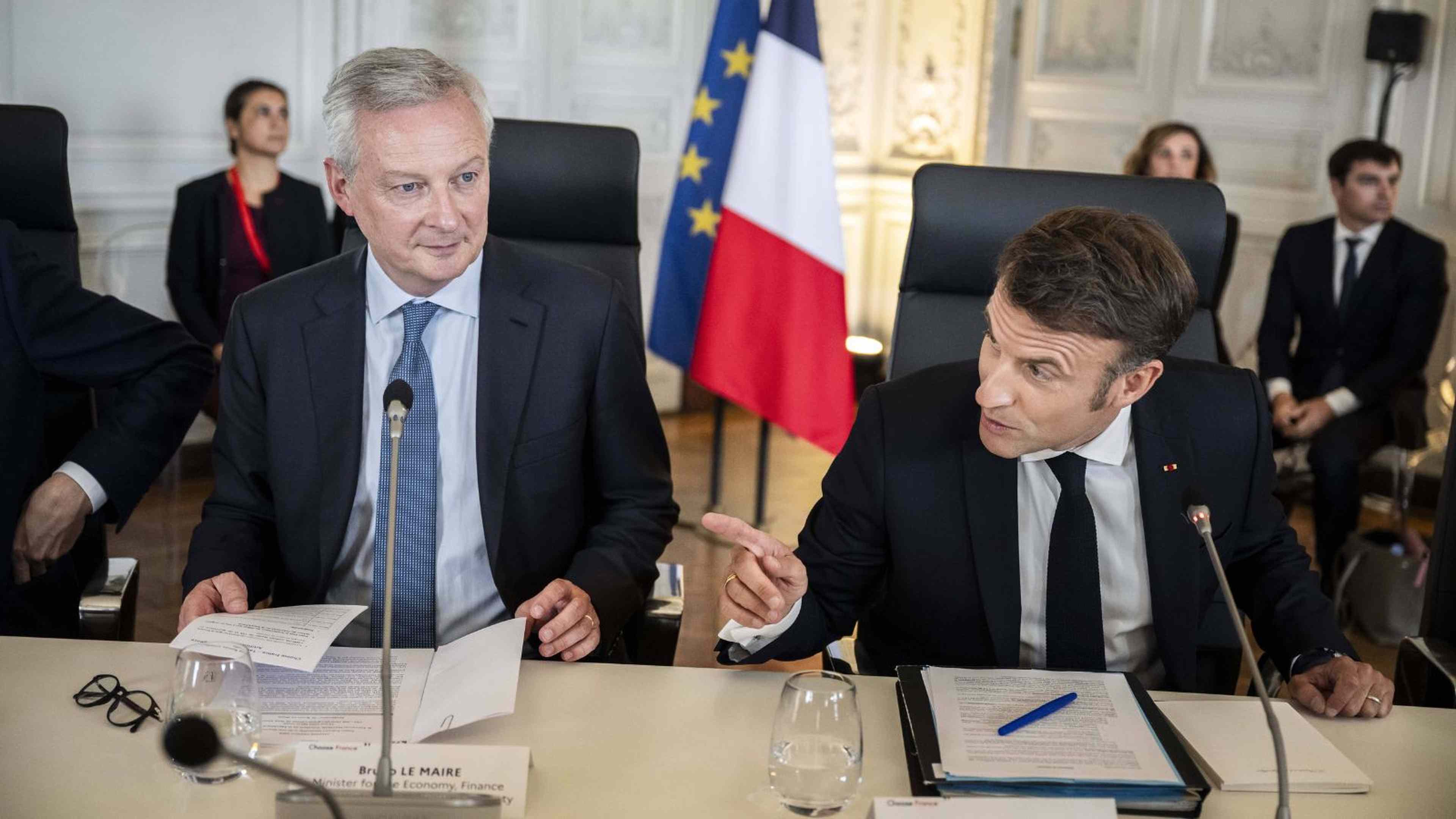 macron-bruno-le-maire-dette-deficit