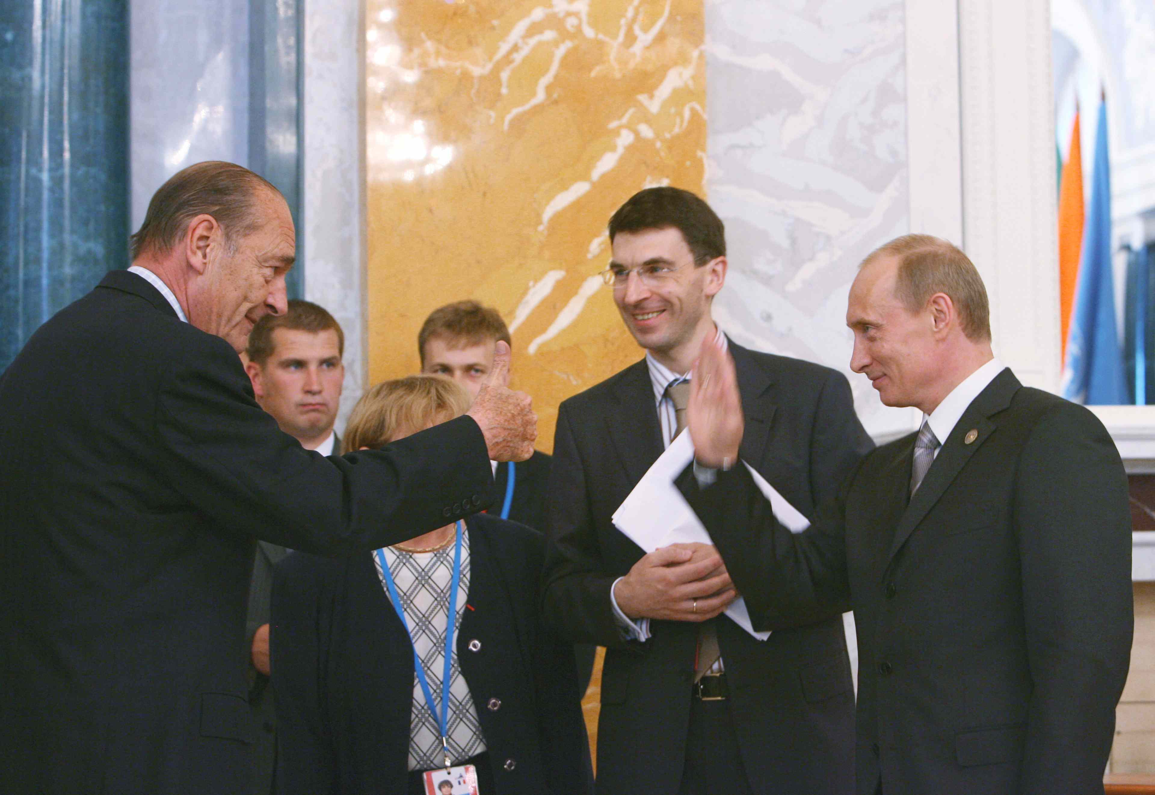/2021/05/debat-pour-la-reprise-du-dialogue-avec-la-russie-poutine-russe-france-franco-alliance-guerre-froide-chine-etats-unis-usa