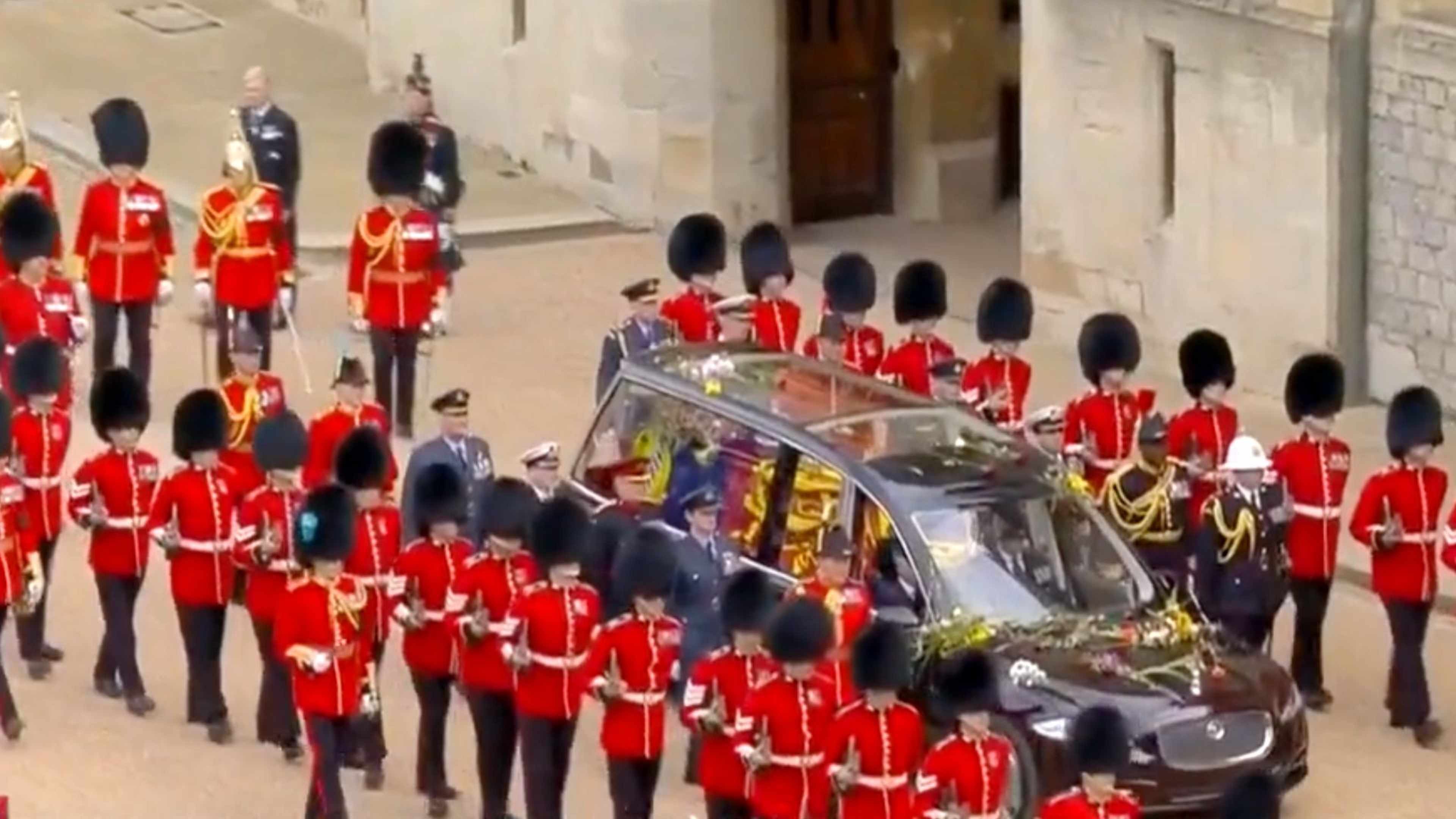 /2022/09/windsor-elisabeth-funerailles-royaute