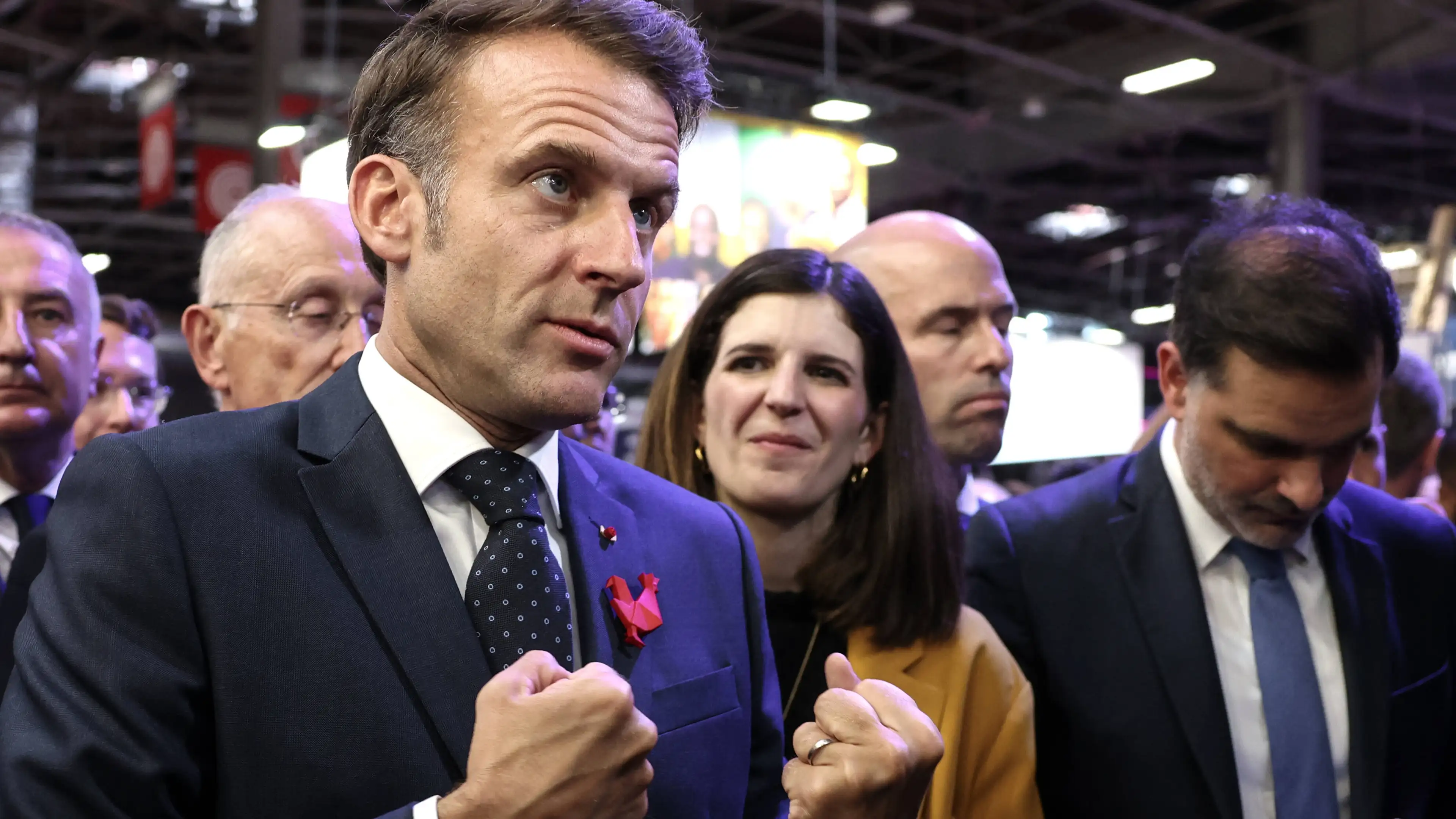 souverainete-numerique-gouvernement-veille-informationnelle-macron-etats-unis